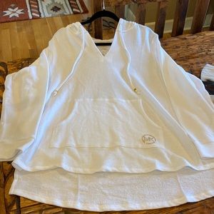 Beautiful 2x Michael Kors hooded v-neck sweater with sequin MK logo